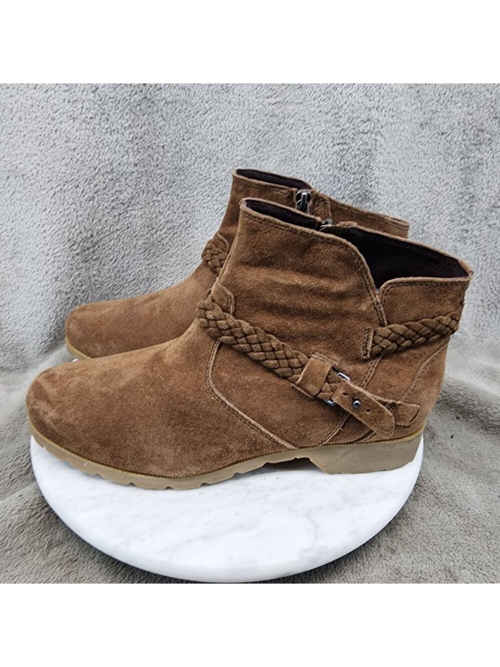 Teva Shoes Womens Size 10 Brown Suede Delavina Side Zip Ankle Boots *Read*